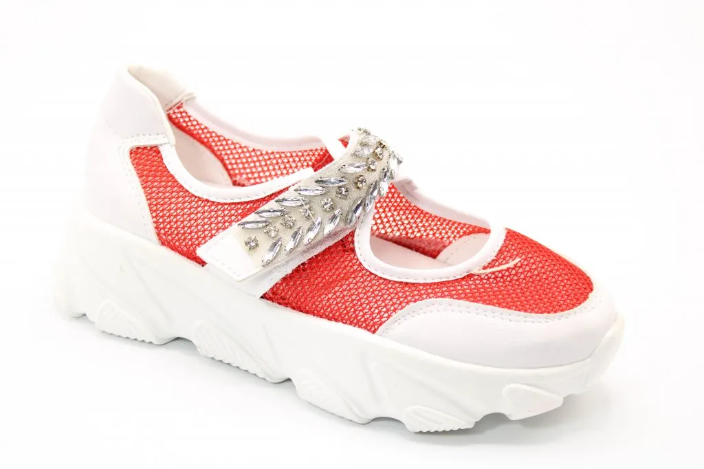 Женские весенние кроссовки красного цвета BOTTICO BS02-2181