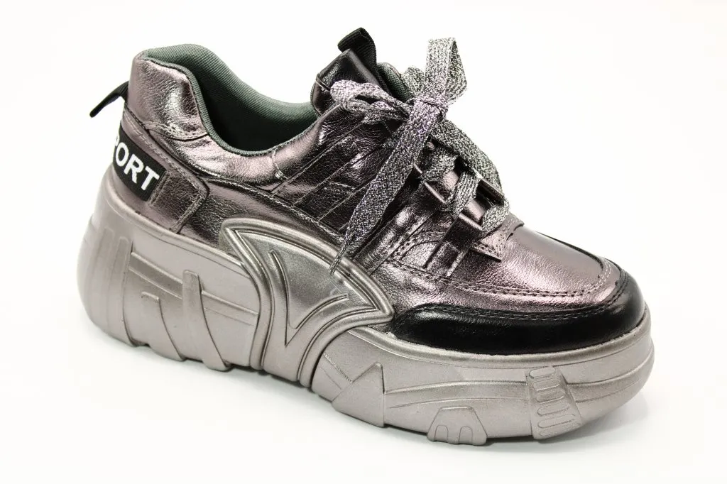 Женские осенние кроссовки серебряного цвета ADMLIS BS02-2318