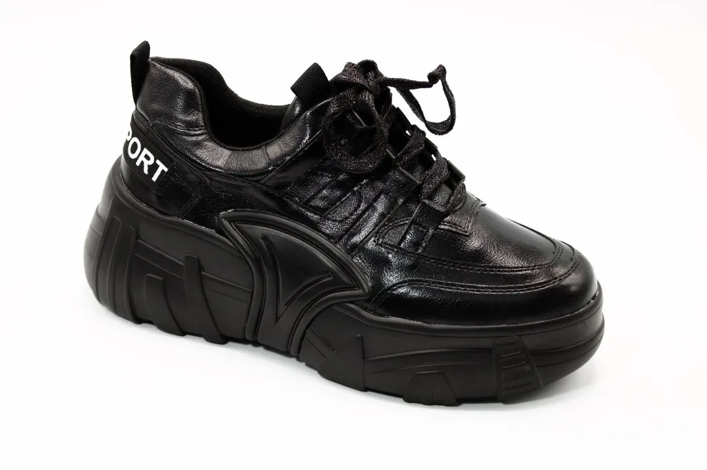 Женские осенние кроссовки черного цвета ADMLIS BS02-3328