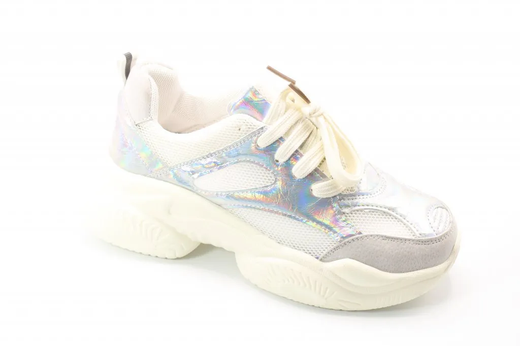 Женские летние кроссовки белого цвета RAFFAELLO BS02-2171