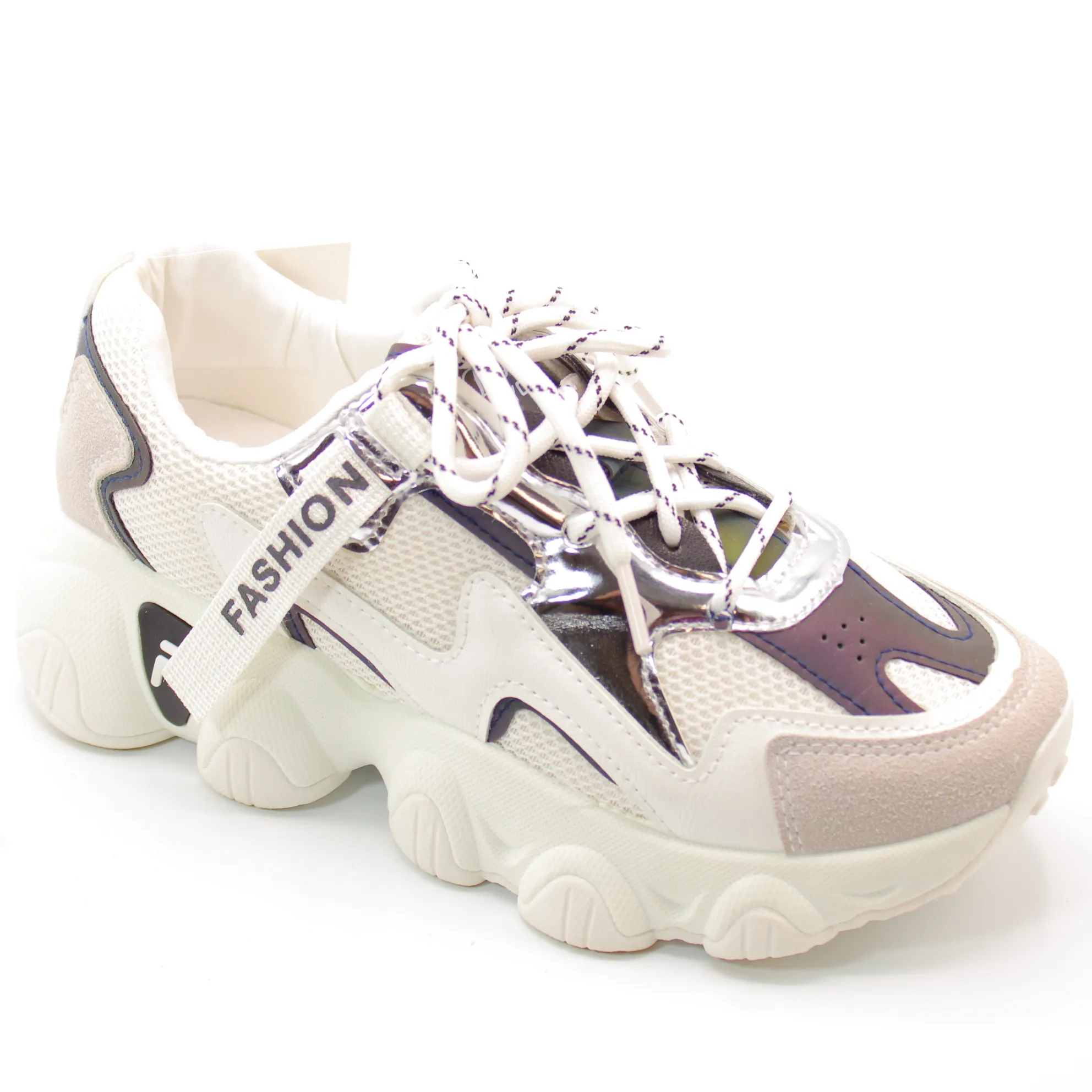 Женские весенние кроссовки белого цвета BOTTICO BS01-95