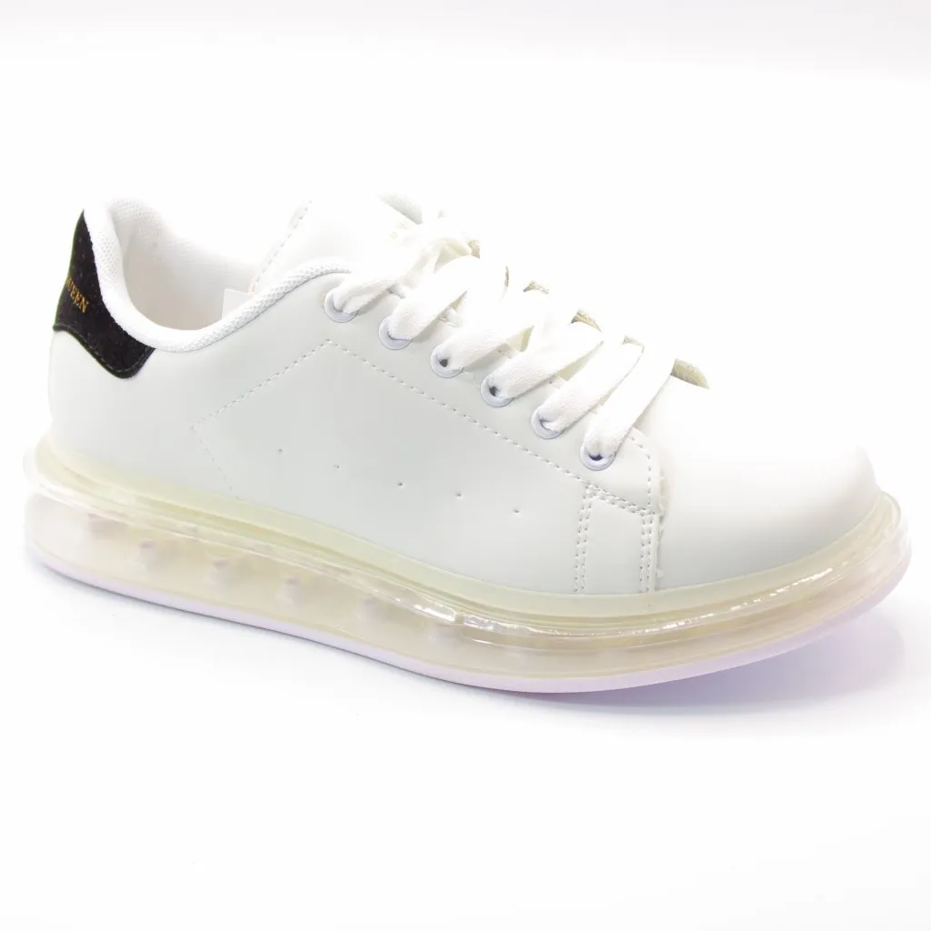 Женские весенние кроссовки белого цвета ALEXANDER MCQUEEN BS02-598