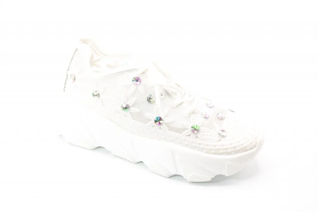 Женские летние кроссовки белого цвета AVELINA BS02-2177