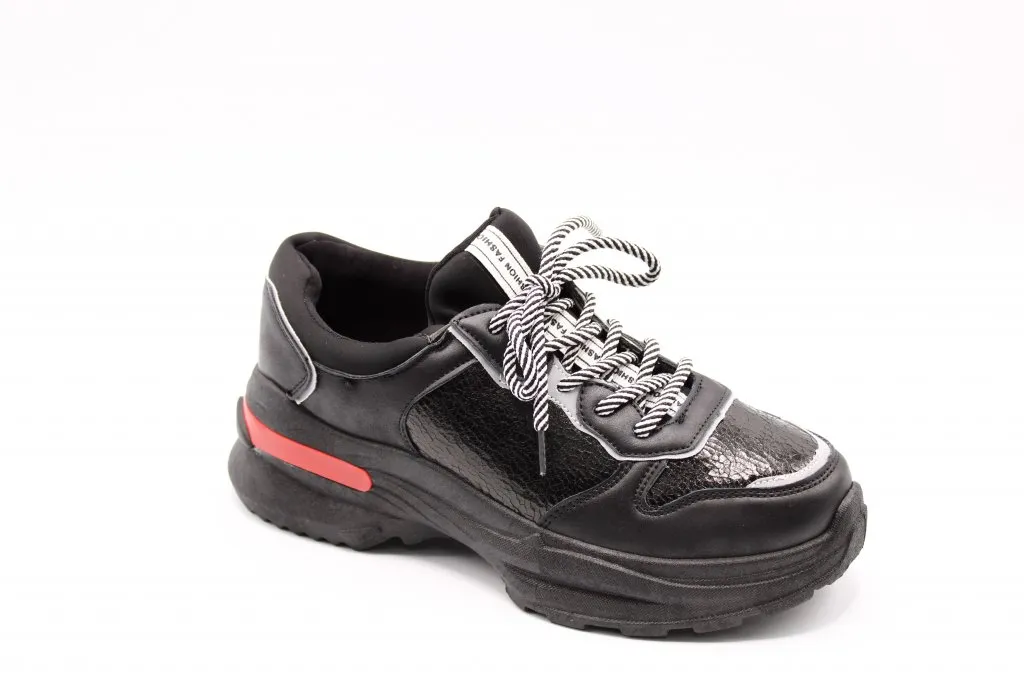 Женские осенние кроссовки черного цвета BS02-3362