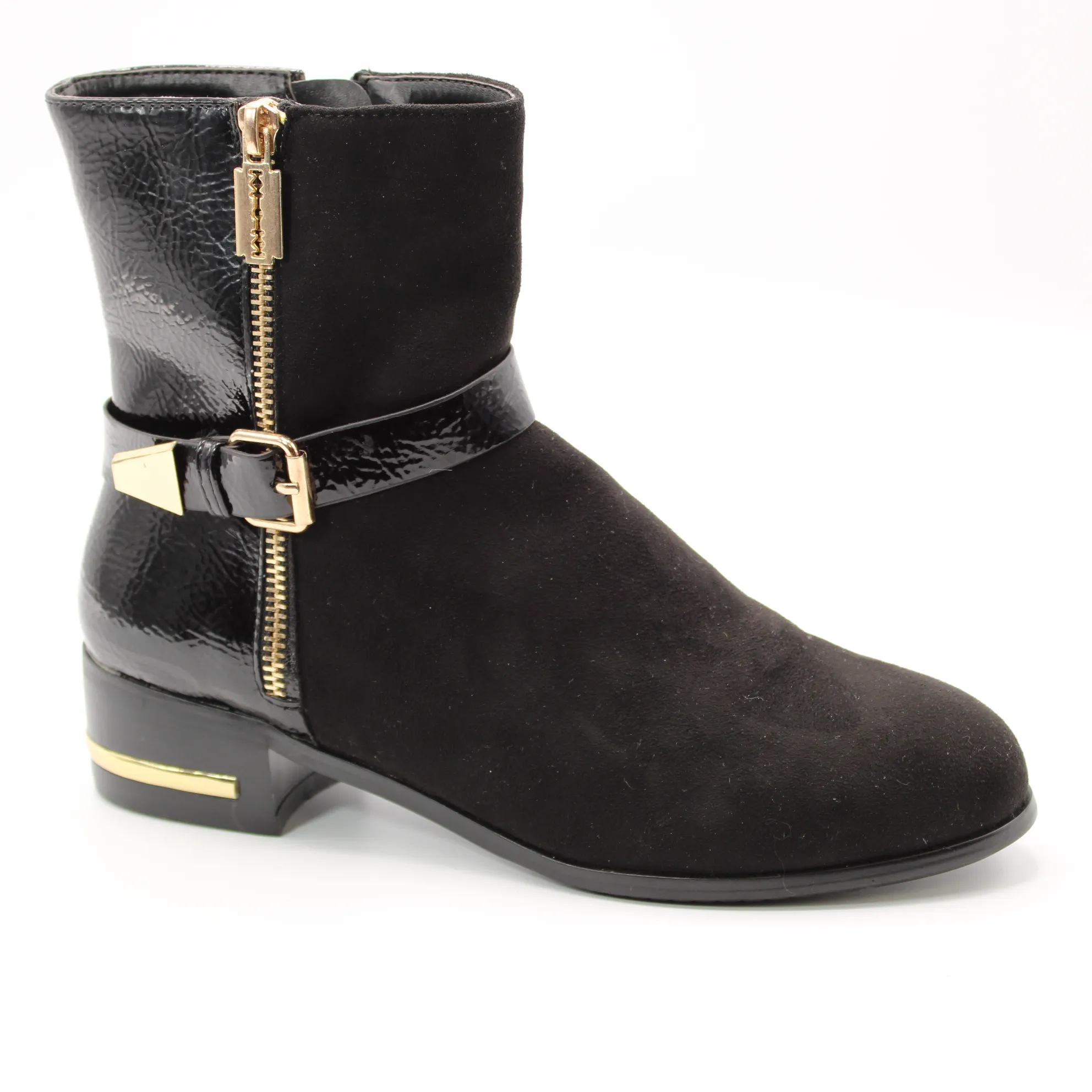 Женские весенние ботинки черного цвета ADMLIS BS01-235