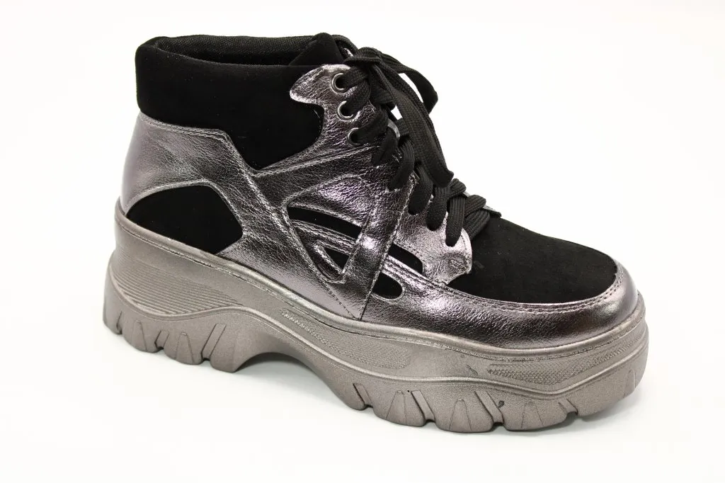 Женские осенние кроссовки золотого цвета ADMLIS BS02-4339