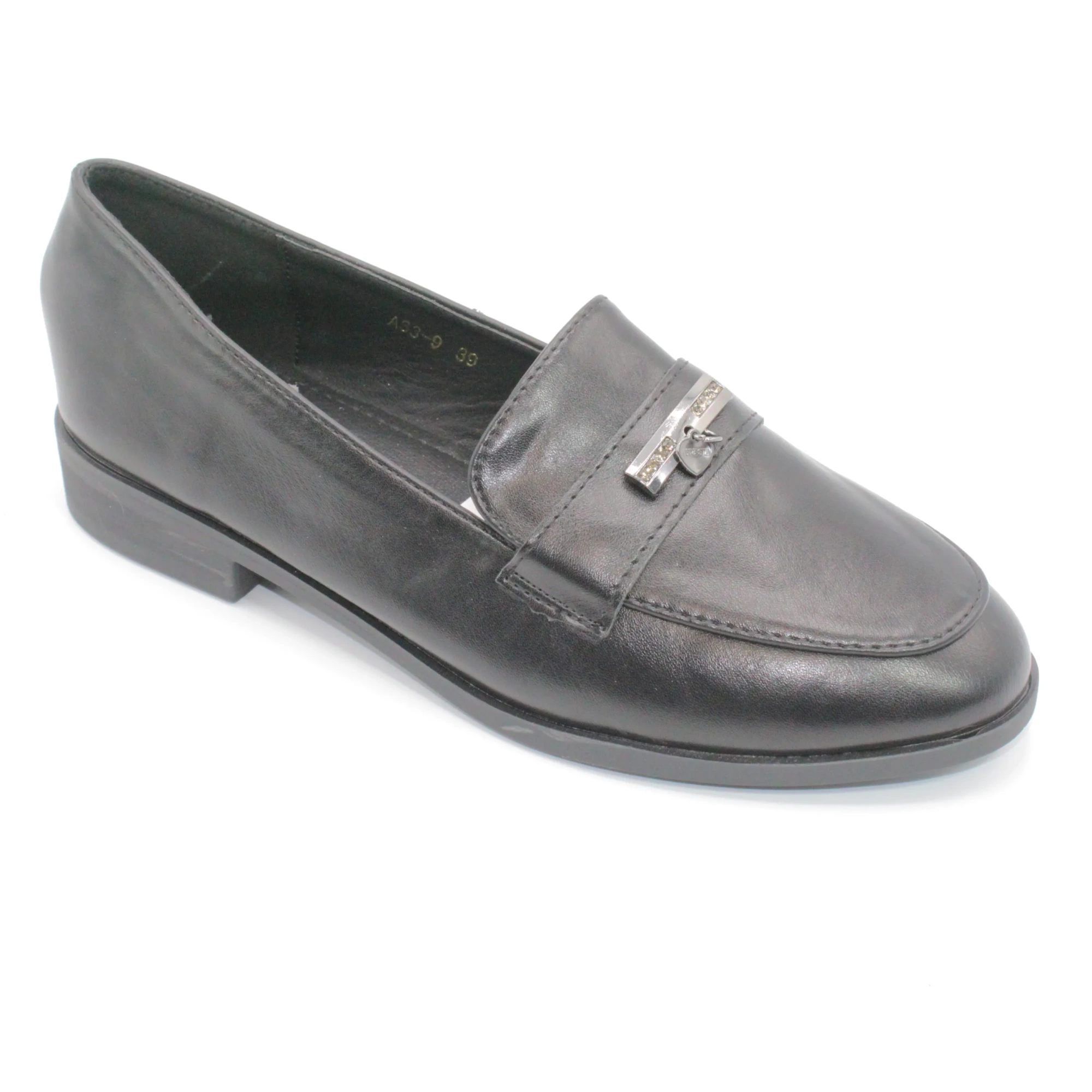 Женские туфли черного цвета MERGE BS06-805