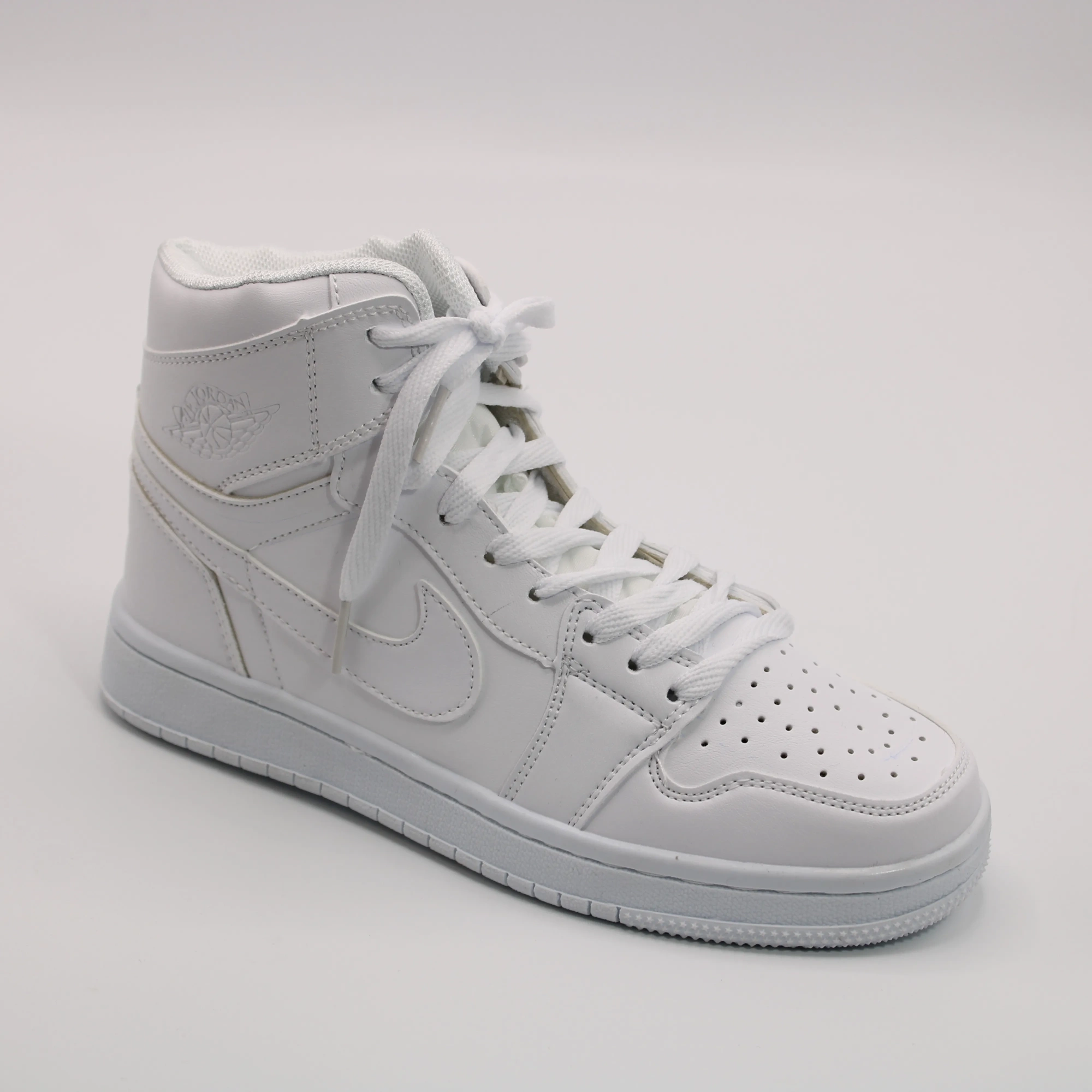 Женские кроссовки белого цвета белого цвета AIR BS06-992