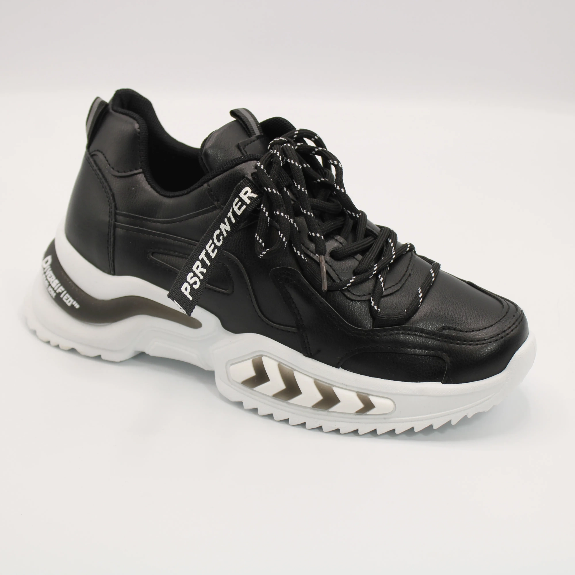 Женские кроссовки черного цвета LUTA BS01-1197