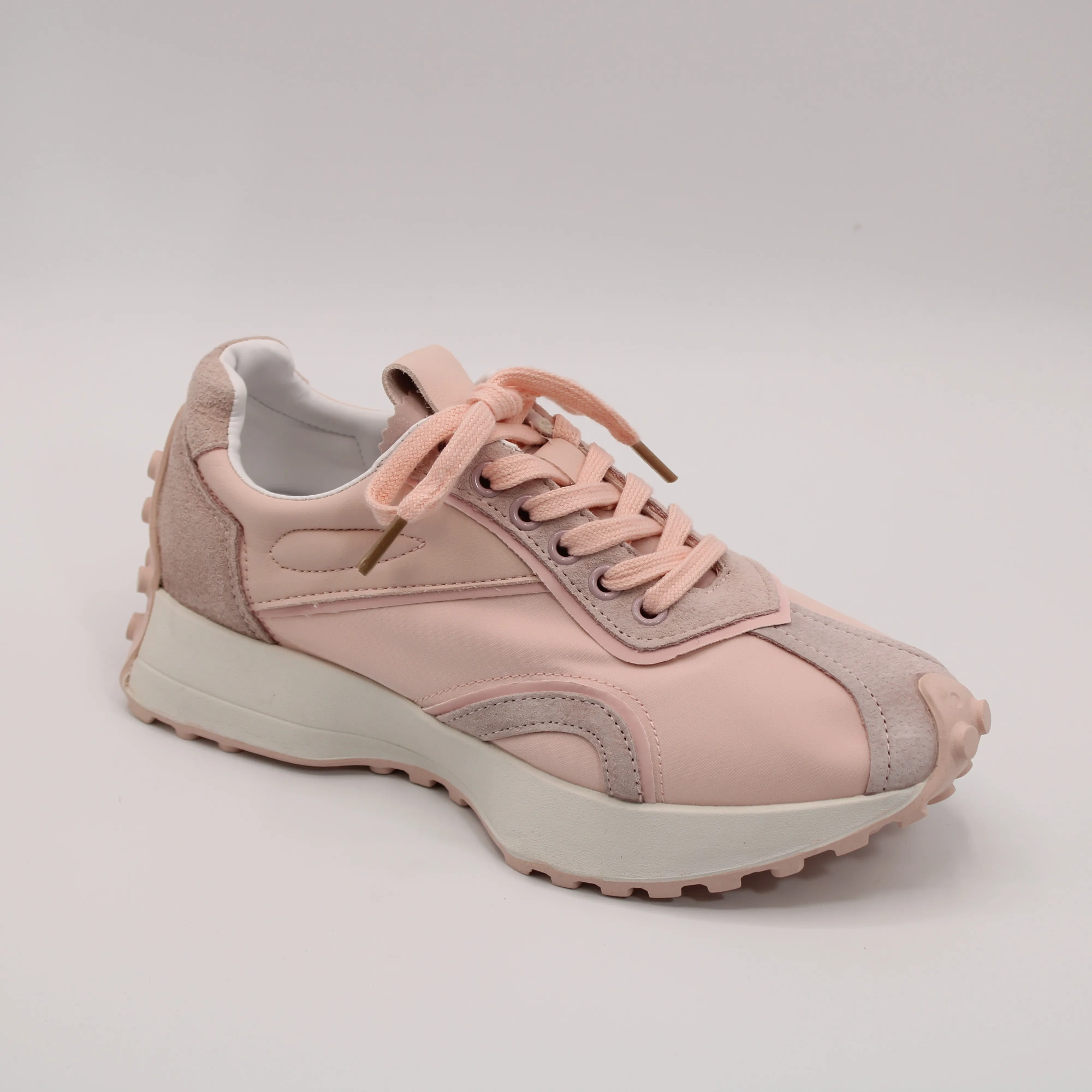 Женские кроссовки розового цвета DINO ALBAT BS02-1346