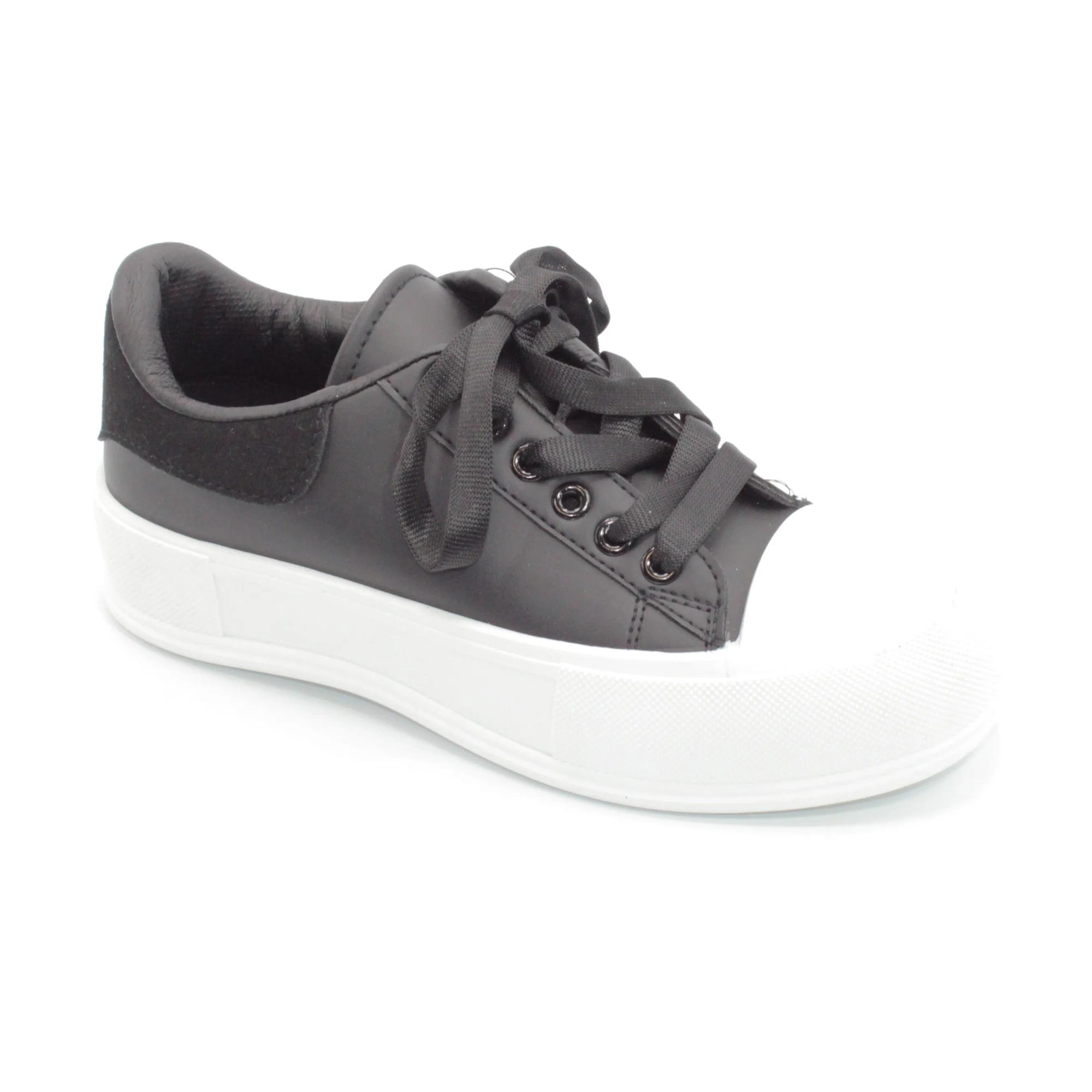 Женские кроссовки черного цвета MERGE BS02-1238