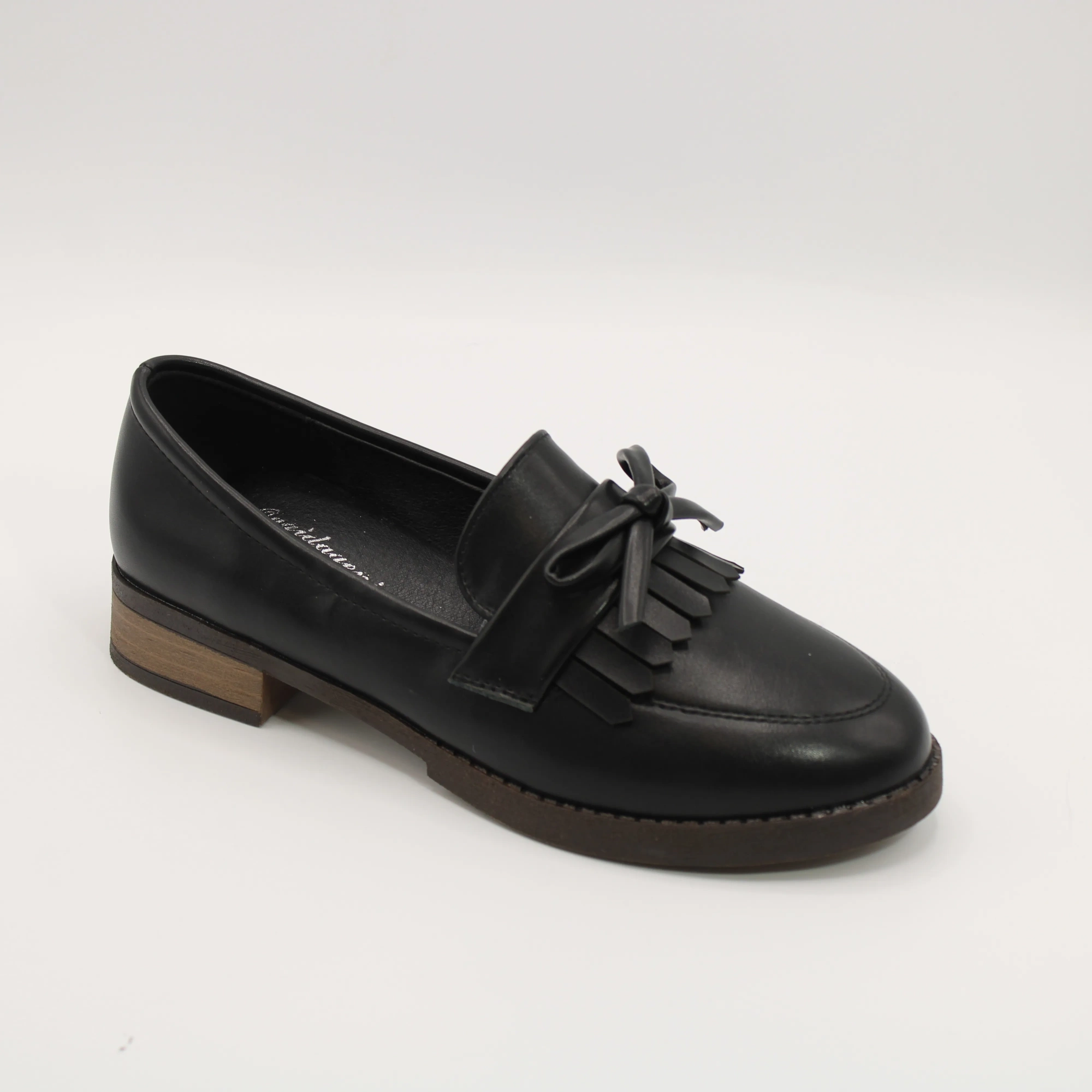 Женские туфли черного цвета OUQIDAGENI BS01-1431