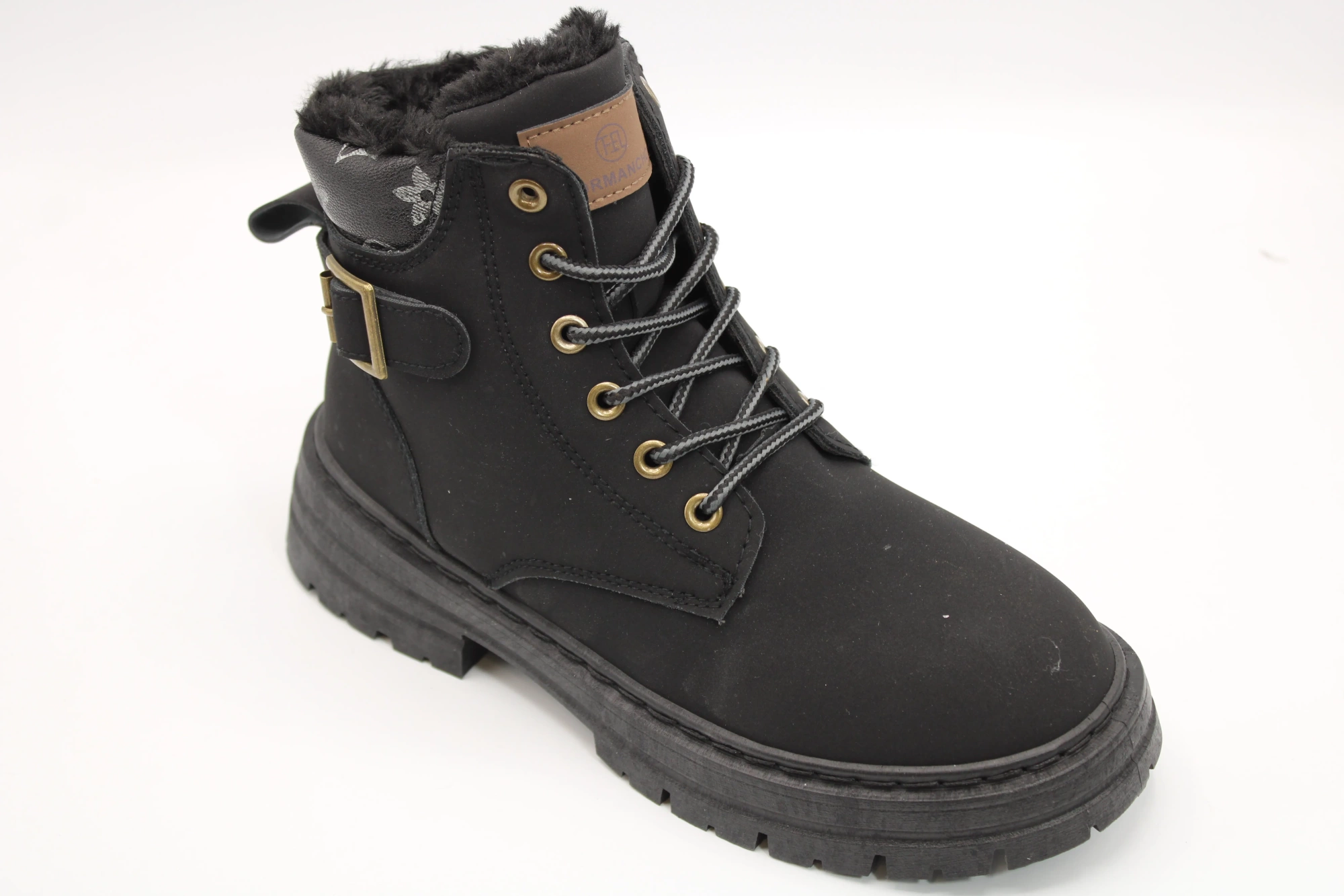 Женские ботинки черного цвета MERGE MAX BS02-1547