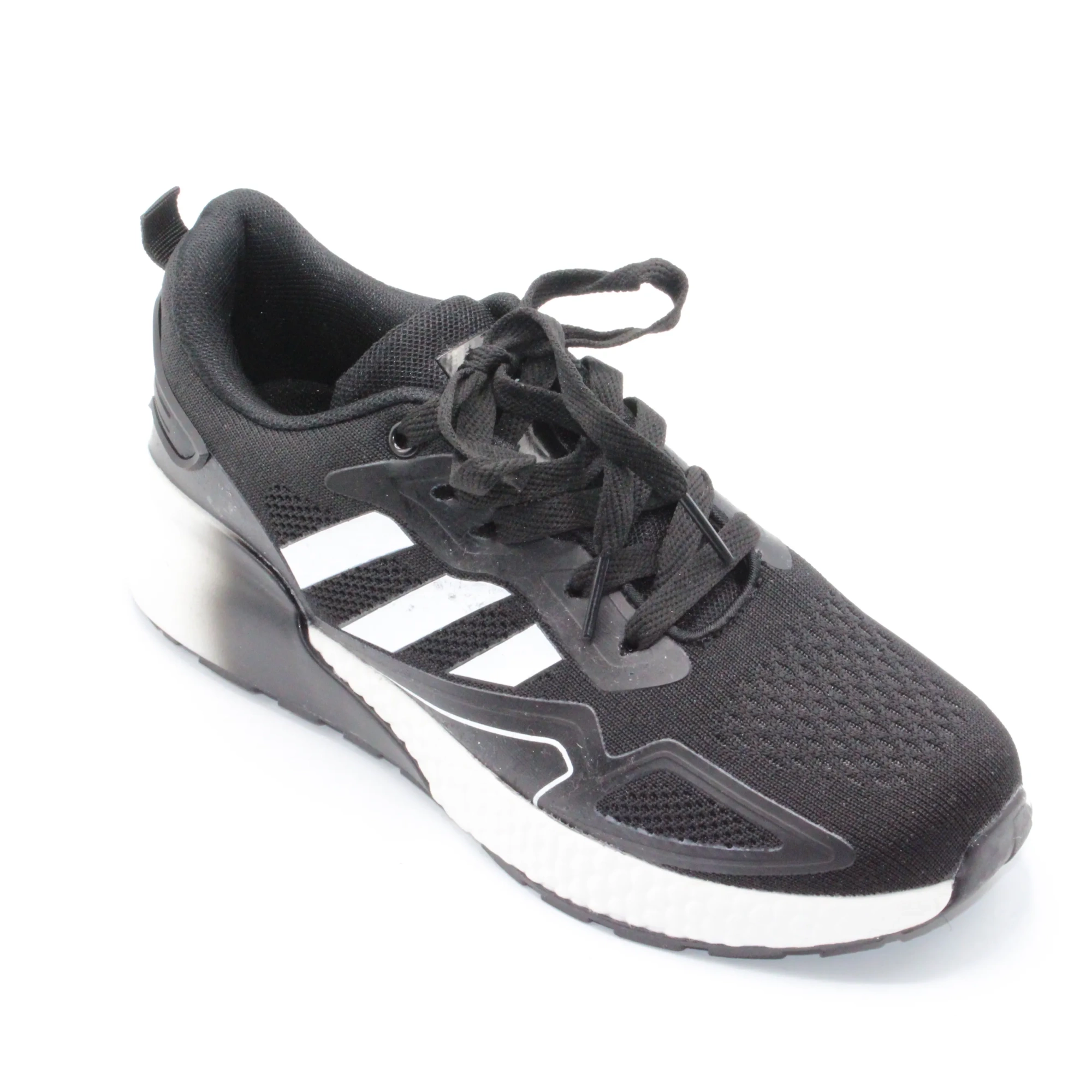 Женские весенние кроссовки черного цвета CLASSICA BS02-1039