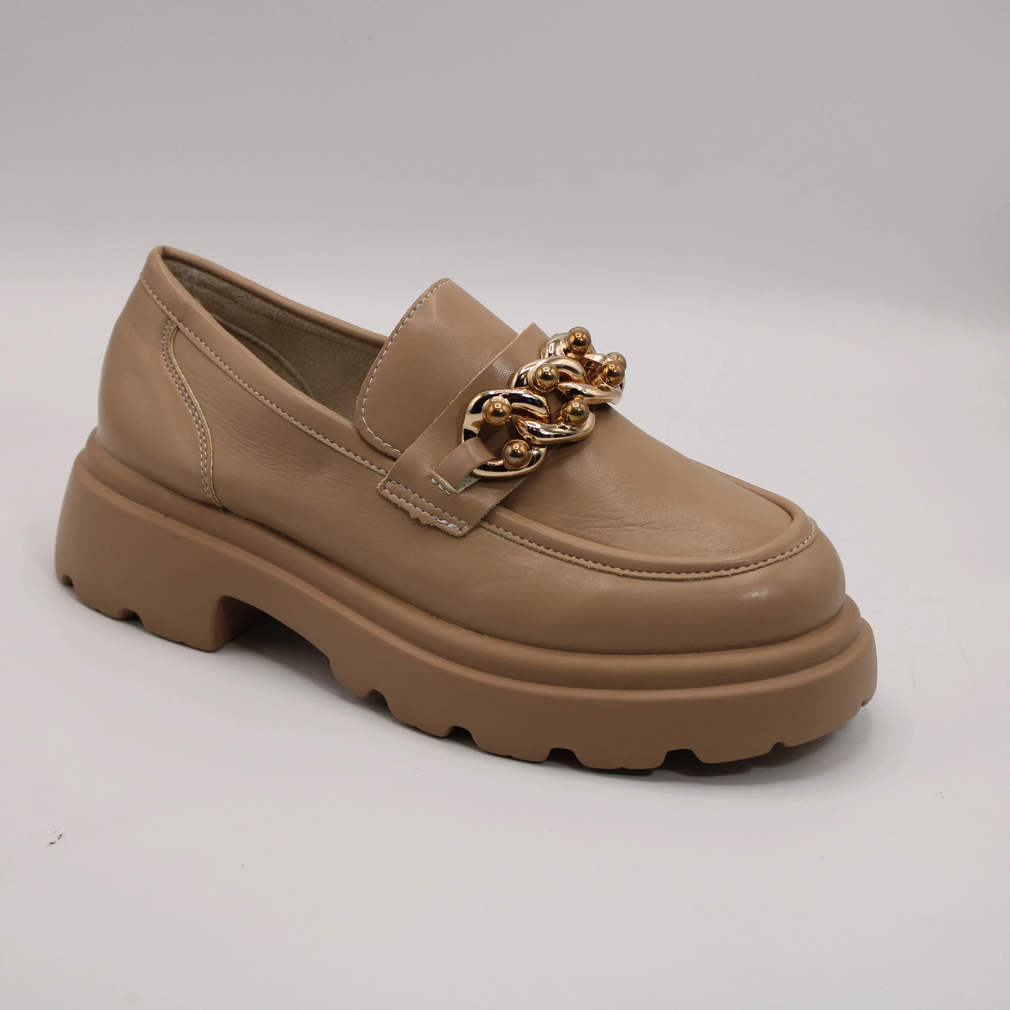 Женские туфли бежевого цвета LUTA BS06-1185