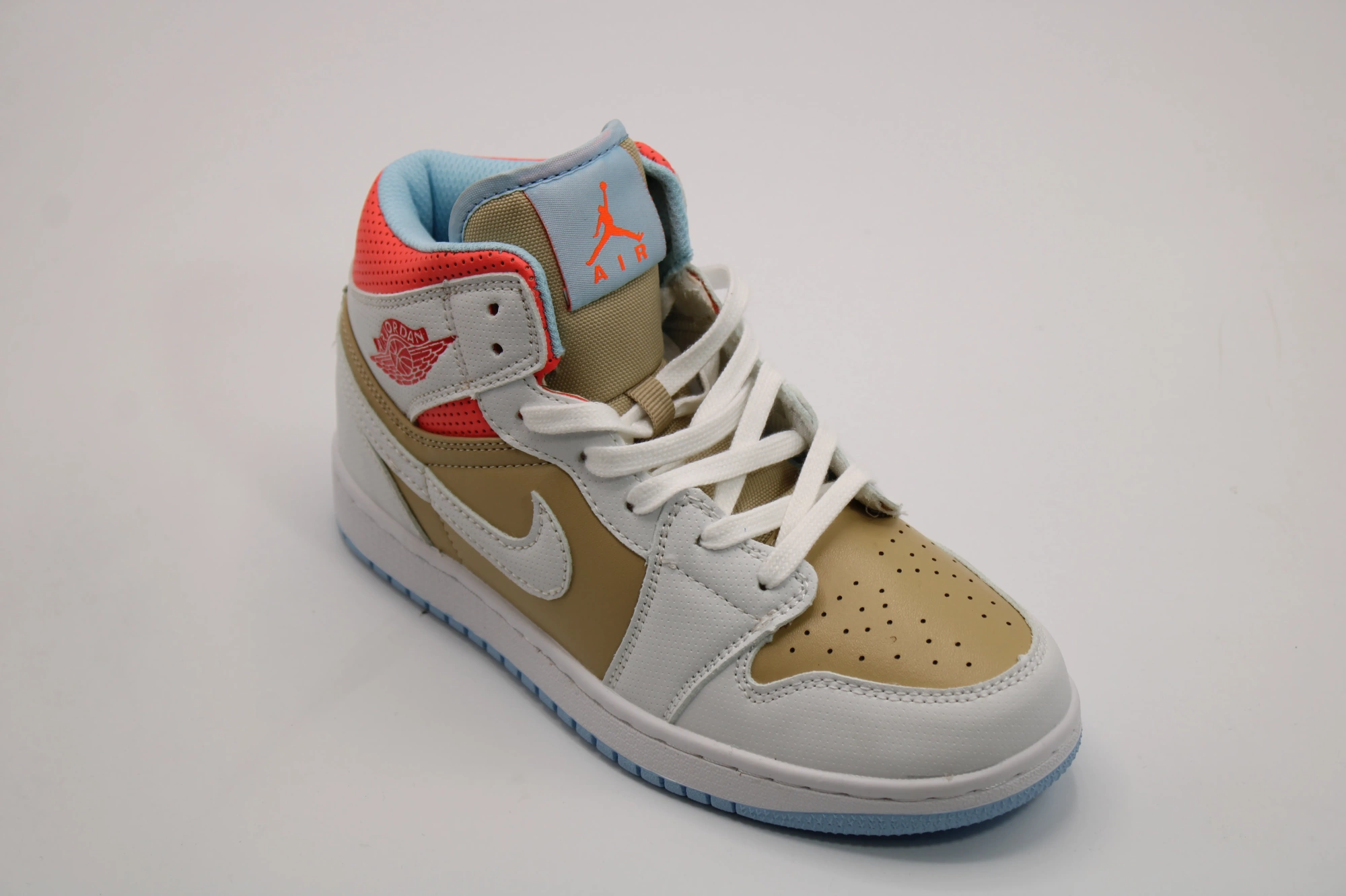 Женские кроссовки цвета мультиколор AIR BS02-1531