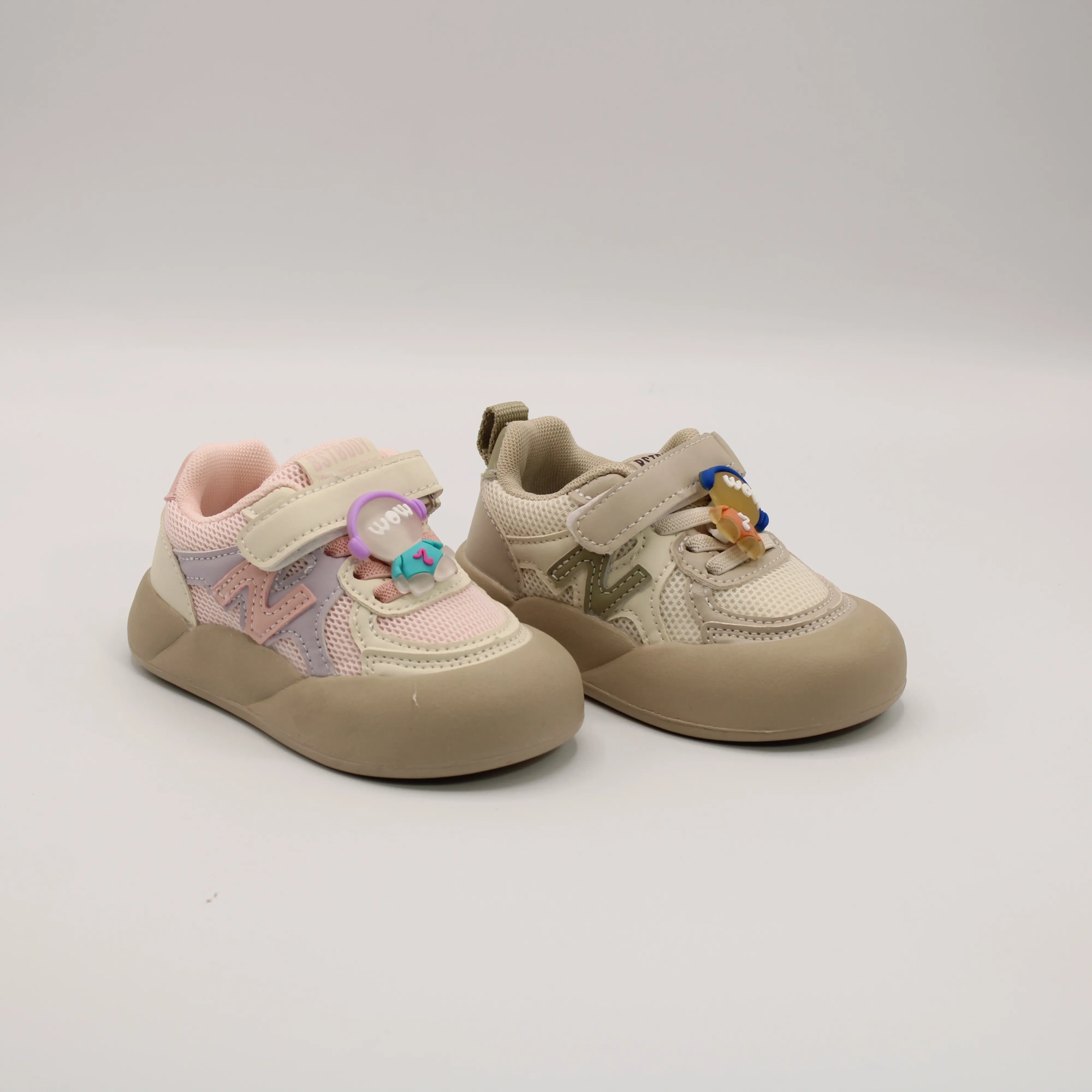 Детские кроссовки различных цветов FASHION BS03-3583