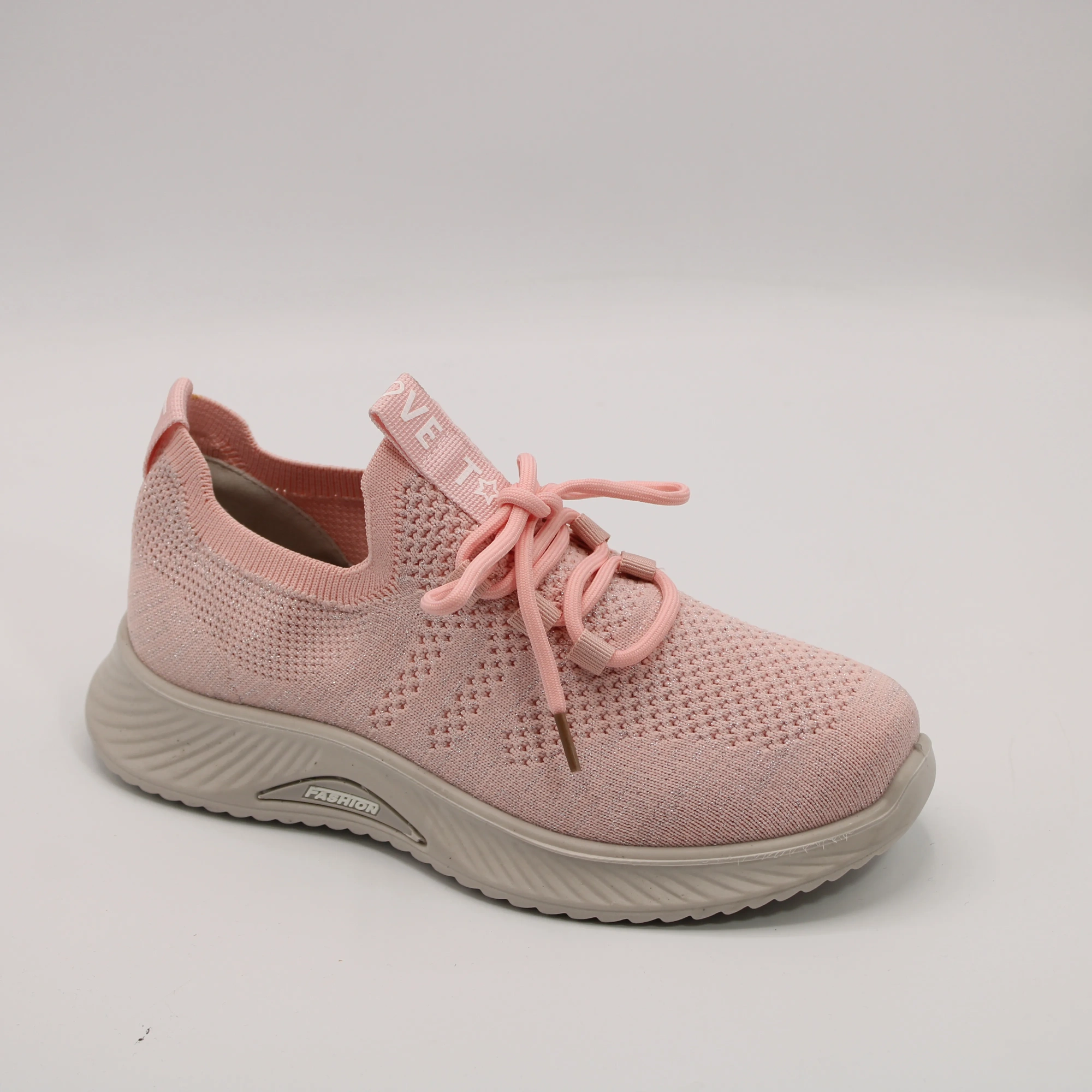 Женские  кроссовки розового цвета MOMOTARI BS01-1465